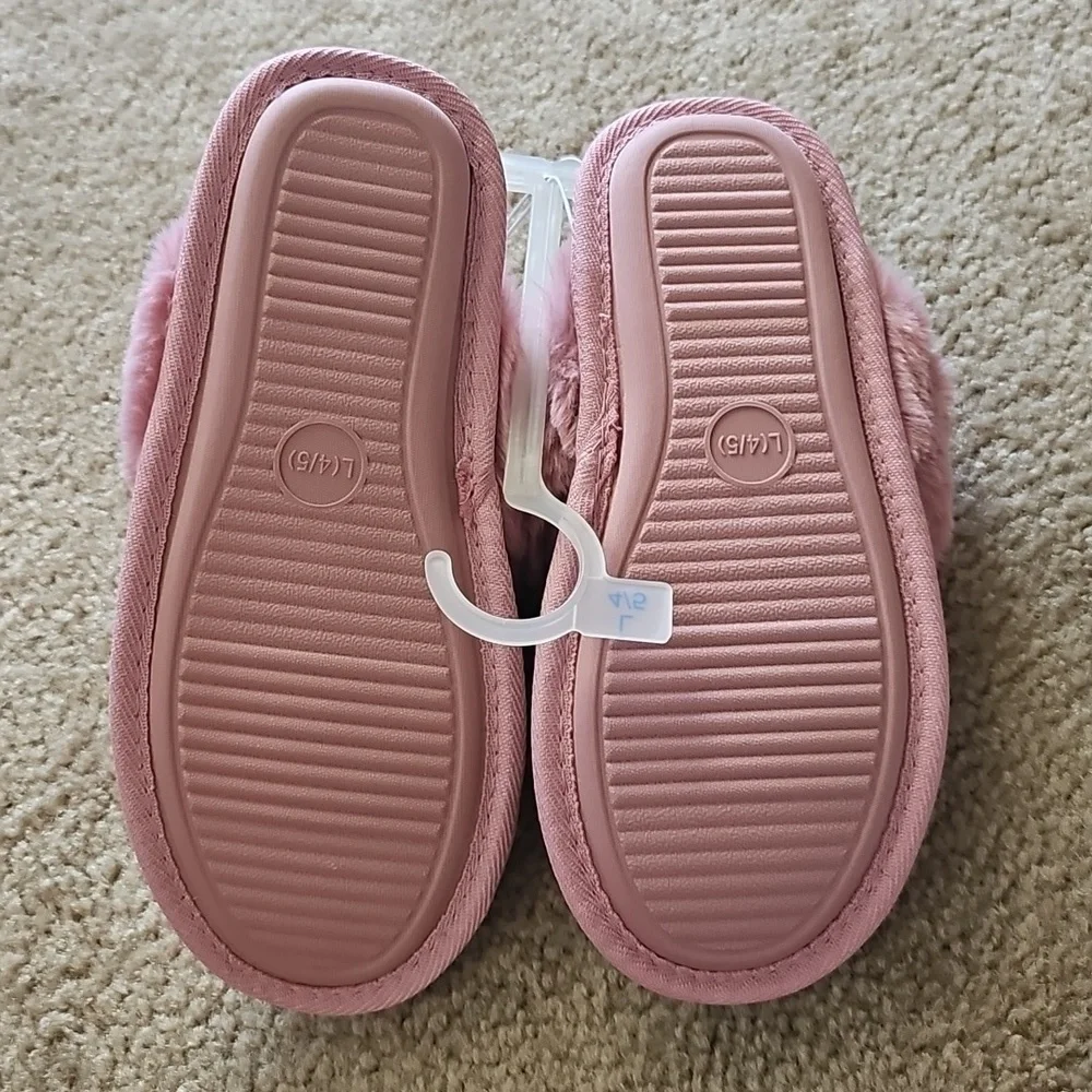 Cat & Jack Kids Slippers Size 4-5 Pink Metallic